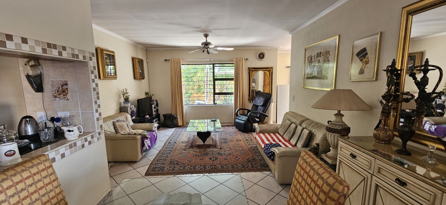 3 Bedroom Property for Sale in New Redruth Gauteng