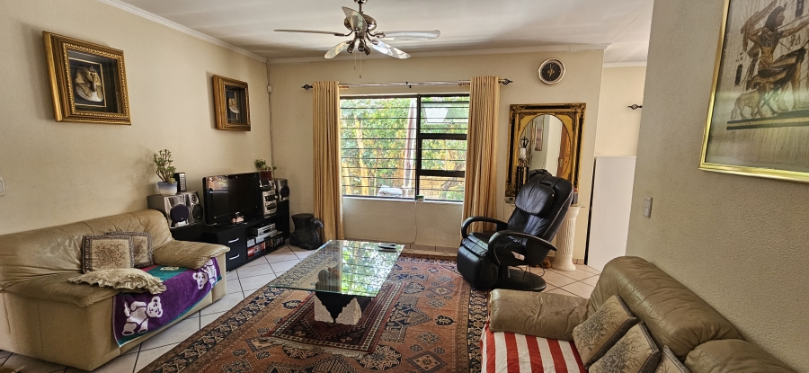 3 Bedroom Property for Sale in New Redruth Gauteng