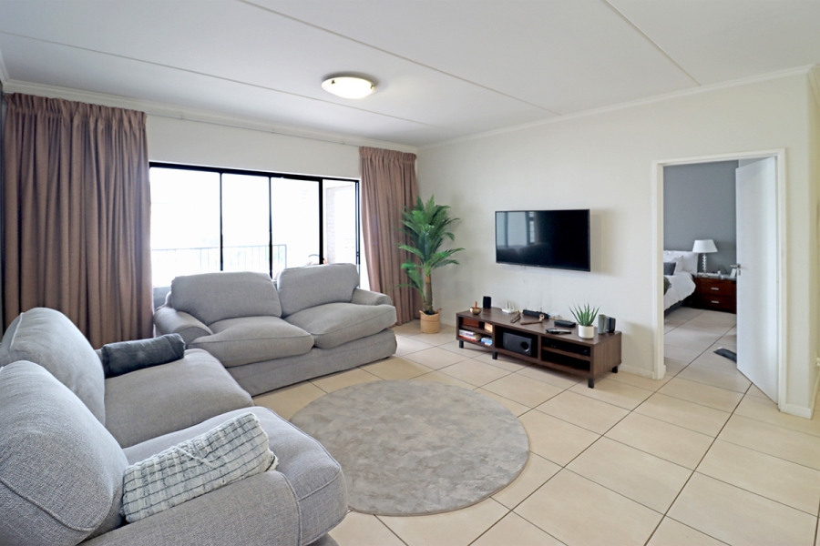 2 Bedroom Property for Sale in Greenstone Hill Gauteng