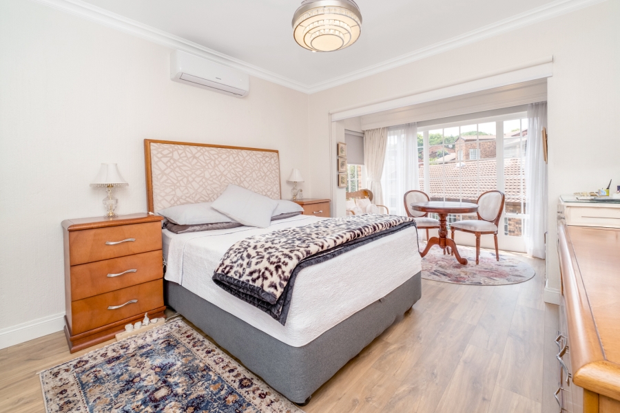 1 Bedroom Property for Sale in Bryanston Gauteng