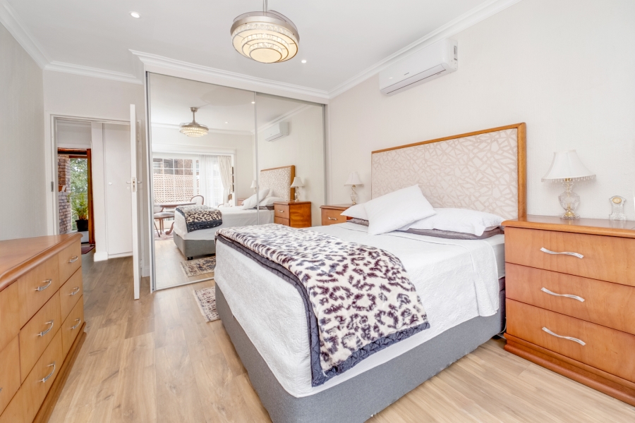 1 Bedroom Property for Sale in Bryanston Gauteng