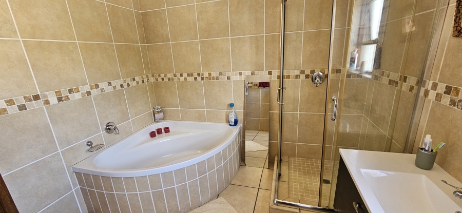 3 Bedroom Property for Sale in Randhart Gauteng