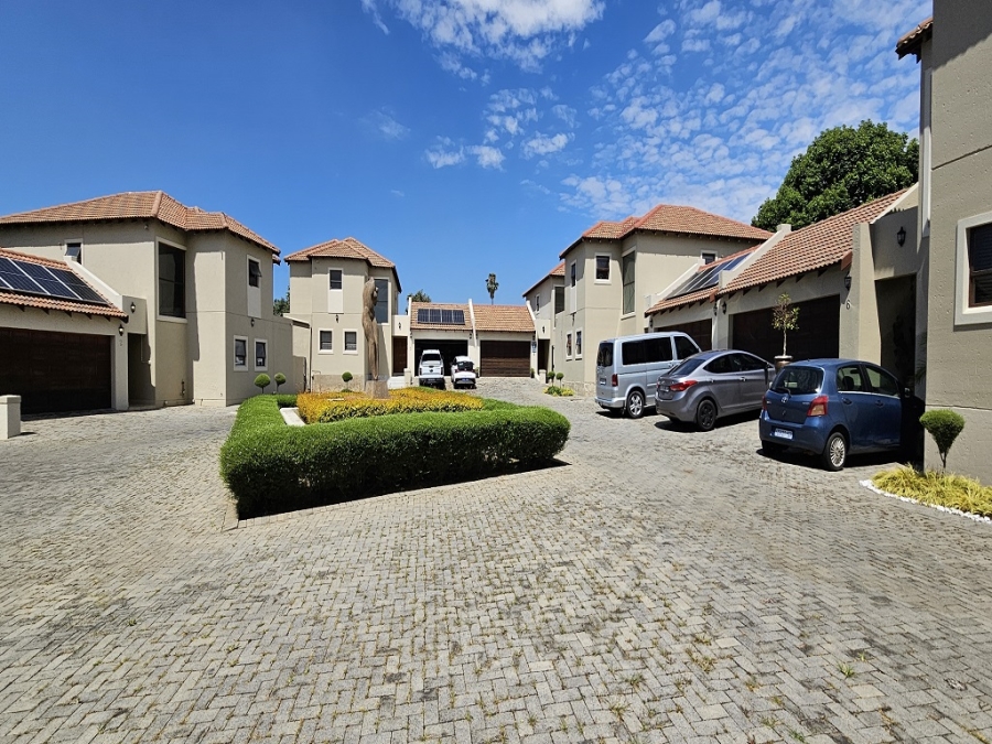 3 Bedroom Property for Sale in Randhart Gauteng