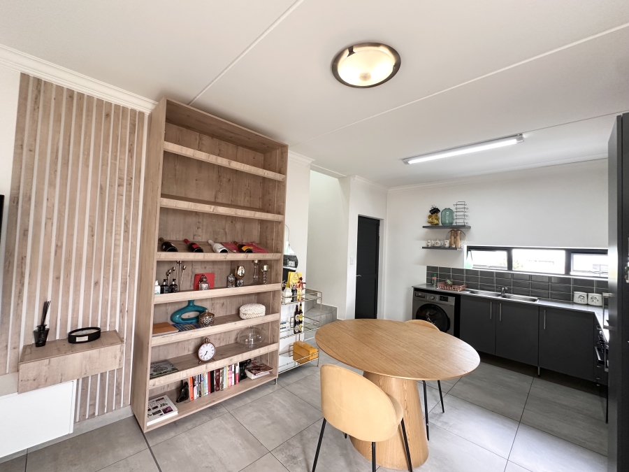 3 Bedroom Property for Sale in Thatchfield Estate Gauteng