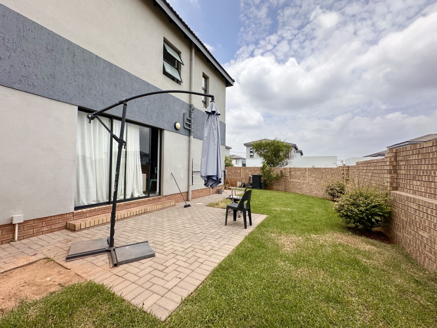 3 Bedroom Property for Sale in Thatchfield Estate Gauteng