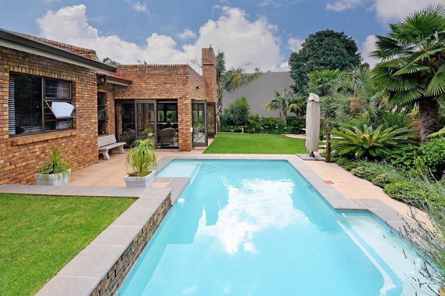 4 Bedroom Property for Sale in Dowerglen Ext 5 Gauteng