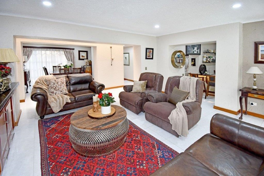 4 Bedroom Property for Sale in Dowerglen Ext 5 Gauteng