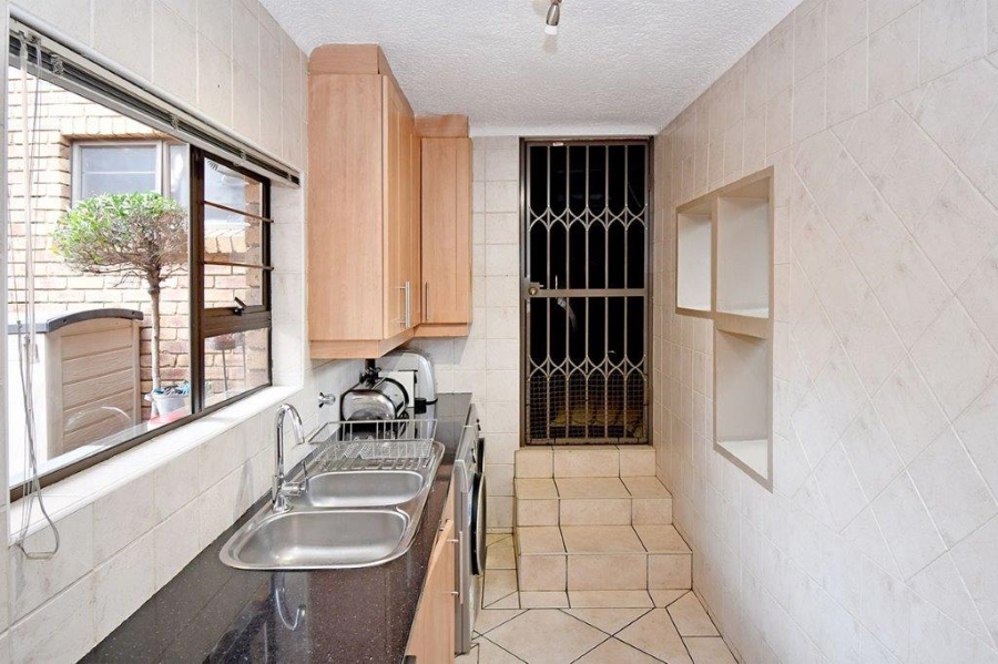 4 Bedroom Property for Sale in Dowerglen Ext 5 Gauteng