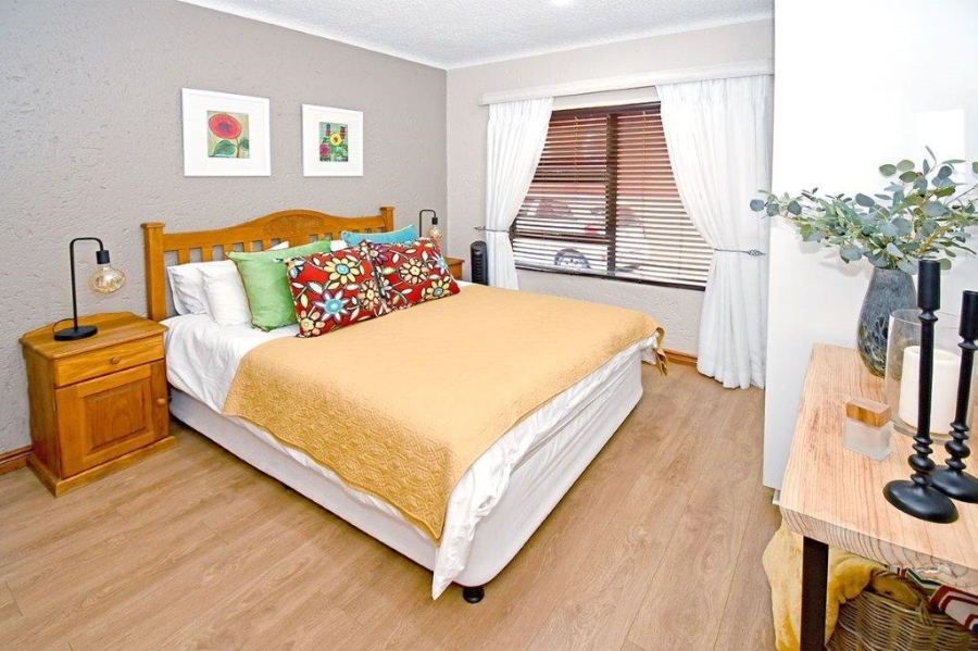 4 Bedroom Property for Sale in Dowerglen Ext 5 Gauteng