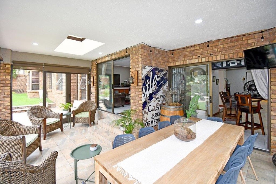 4 Bedroom Property for Sale in Dowerglen Ext 5 Gauteng