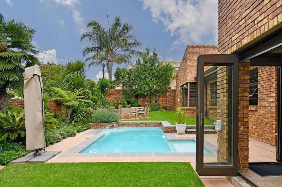 4 Bedroom Property for Sale in Dowerglen Ext 5 Gauteng