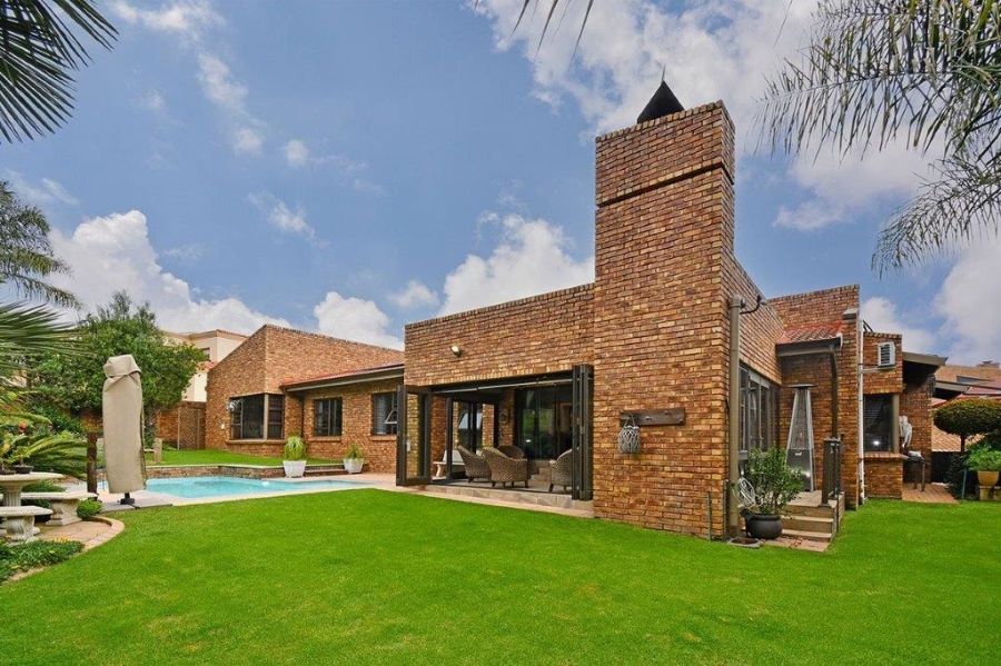 4 Bedroom Property for Sale in Dowerglen Ext 5 Gauteng