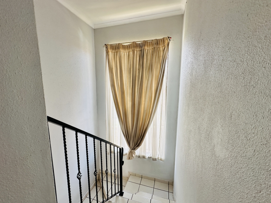 2 Bedroom Property for Sale in Florentia Gauteng