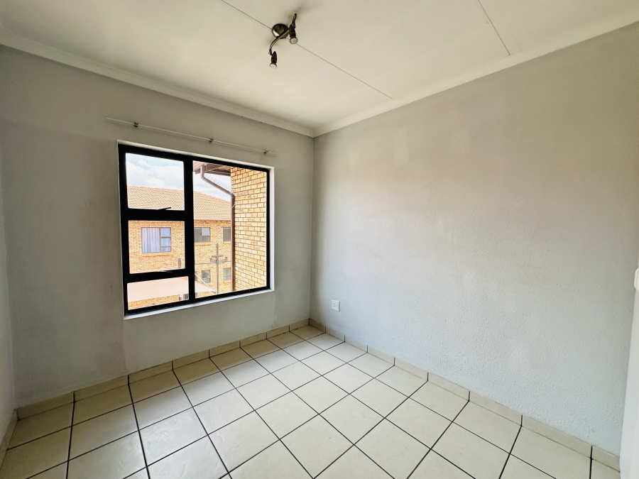 2 Bedroom Property for Sale in Florentia Gauteng