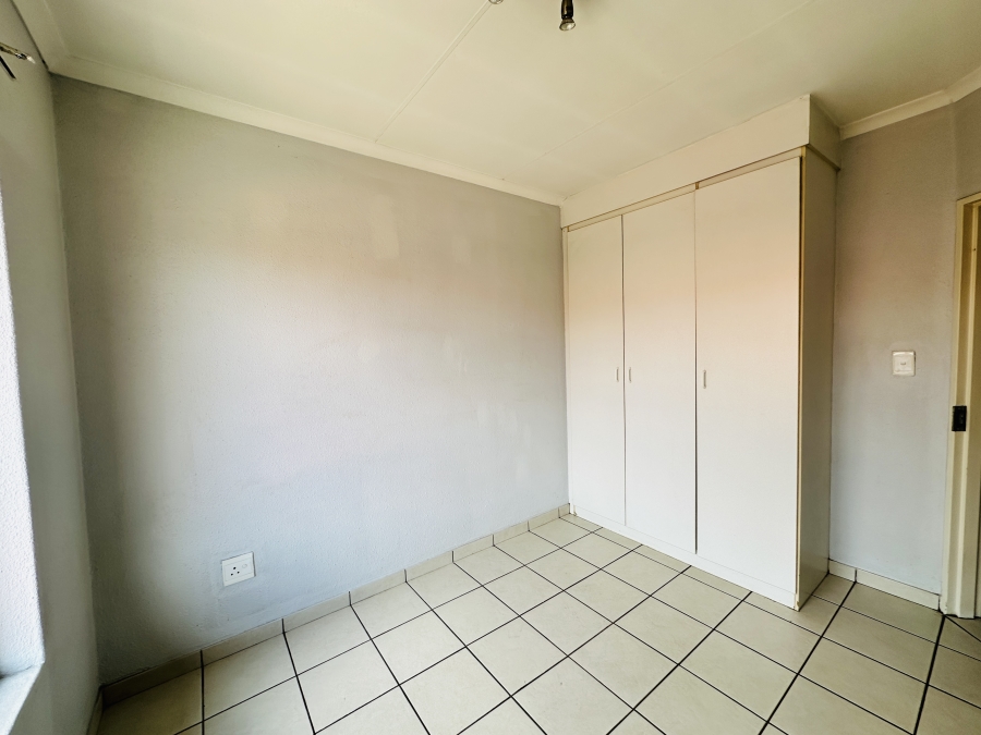 2 Bedroom Property for Sale in Florentia Gauteng