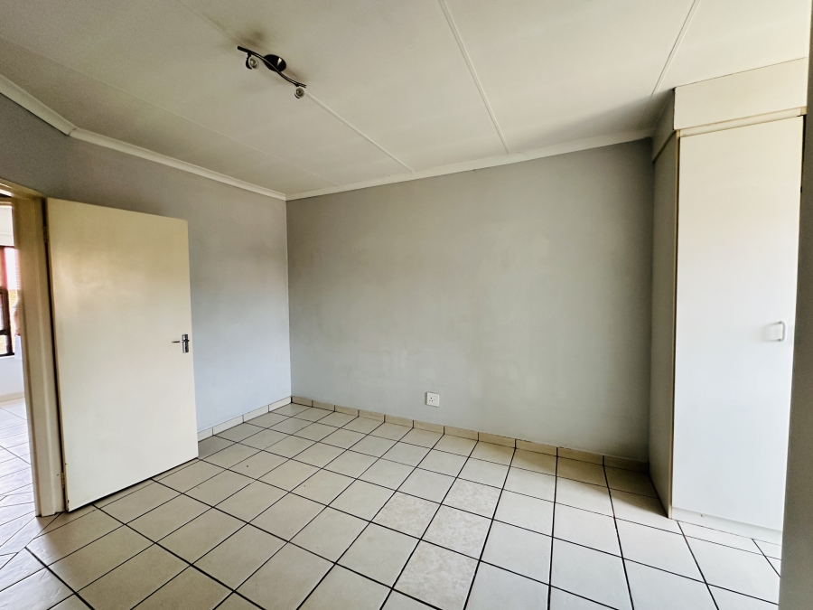 2 Bedroom Property for Sale in Florentia Gauteng