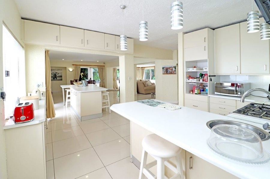 To Let 3 Bedroom Property for Rent in Atholl Gauteng