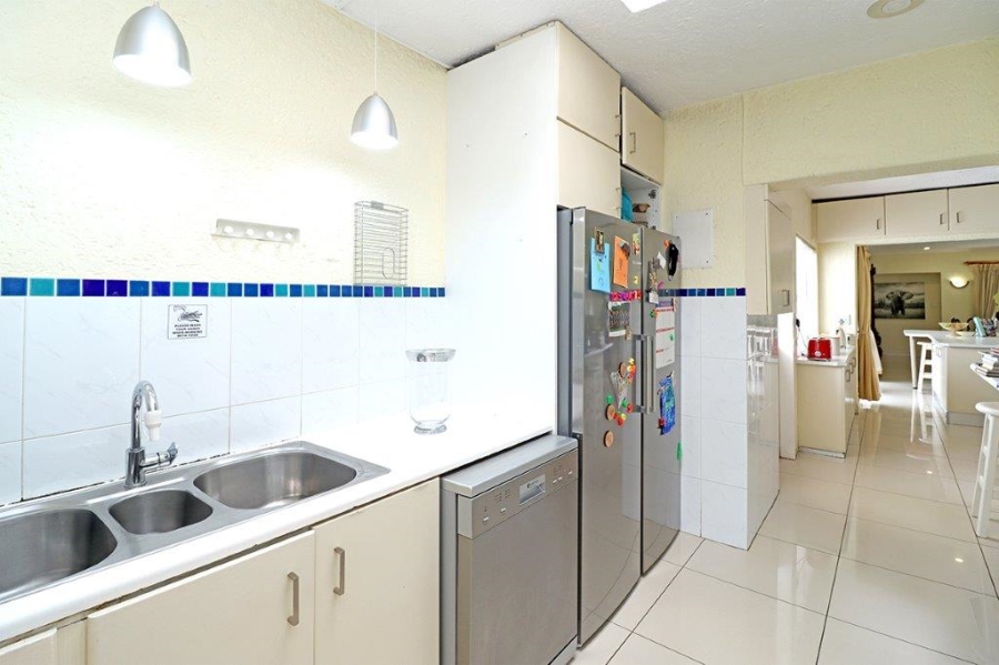 To Let 3 Bedroom Property for Rent in Atholl Gauteng