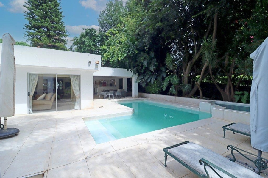 To Let 3 Bedroom Property for Rent in Atholl Gauteng