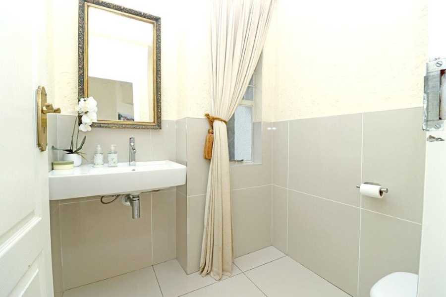 To Let 3 Bedroom Property for Rent in Atholl Gauteng