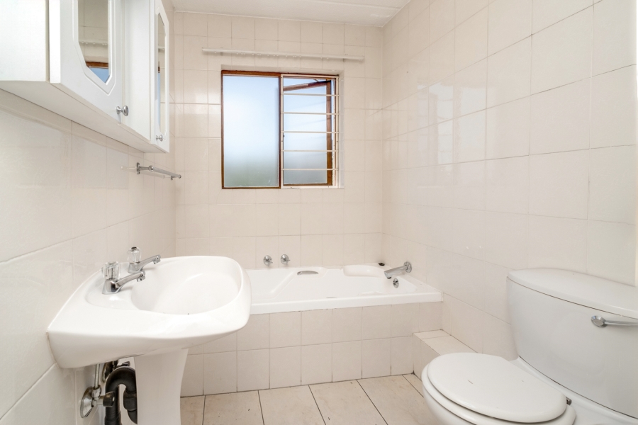 2 Bedroom Property for Sale in Morningside Gauteng