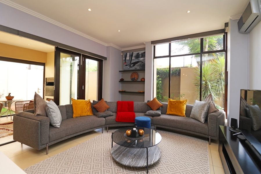 To Let 4 Bedroom Property for Rent in Bryanston Gauteng