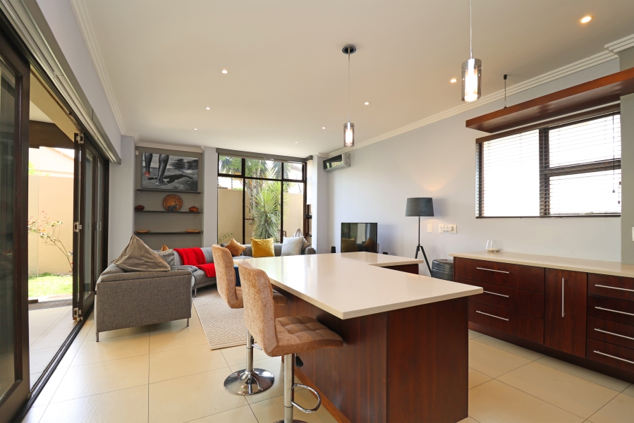 To Let 4 Bedroom Property for Rent in Bryanston Gauteng