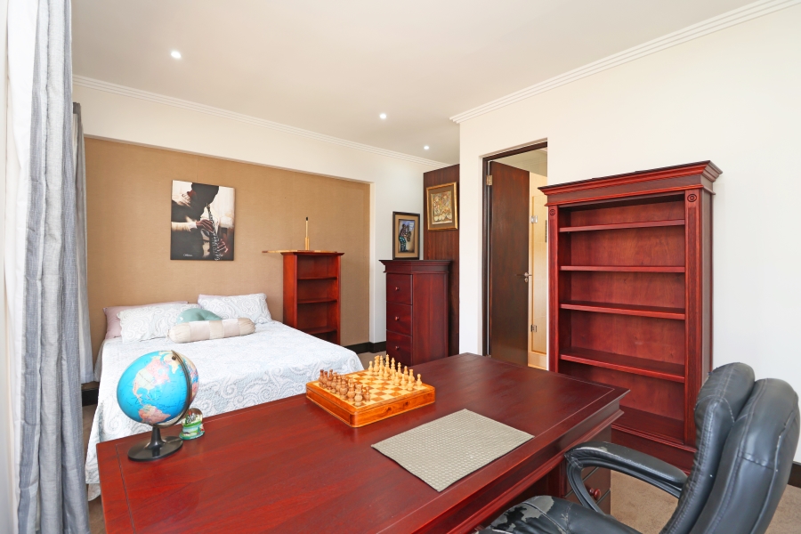 To Let 4 Bedroom Property for Rent in Bryanston Gauteng