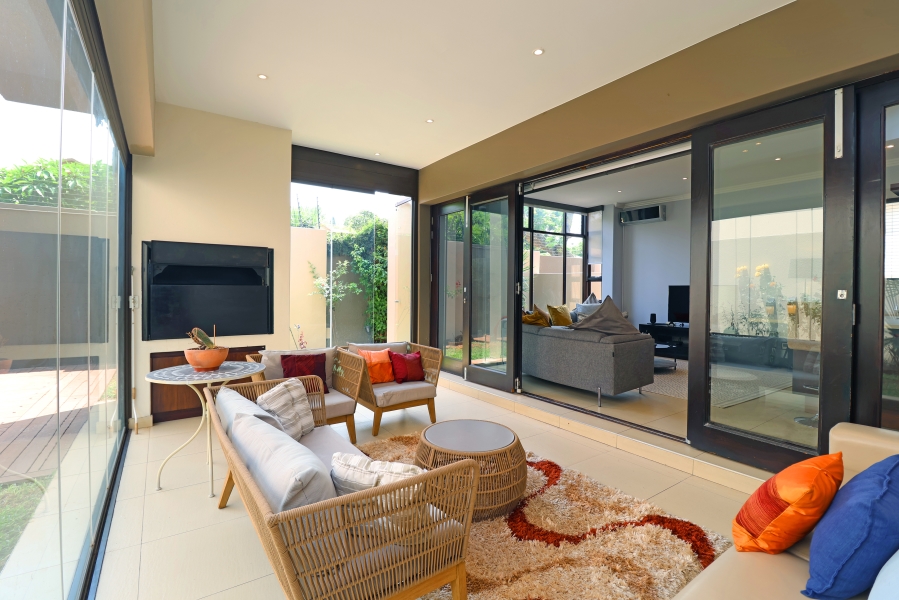 To Let 4 Bedroom Property for Rent in Bryanston Gauteng