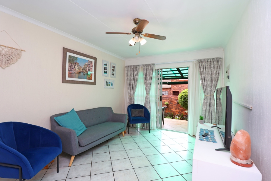 2 Bedroom Property for Sale in Weltevreden Park Gauteng