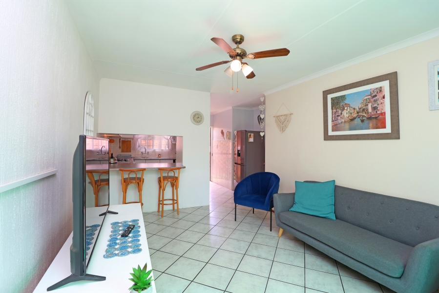 2 Bedroom Property for Sale in Weltevreden Park Gauteng