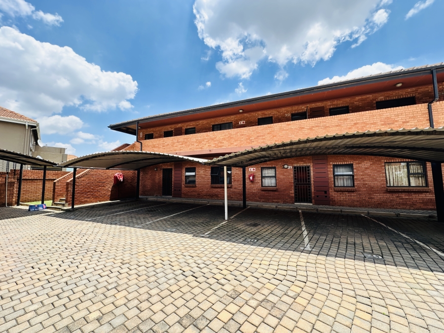 2 Bedroom Property for Sale in Florentia Gauteng