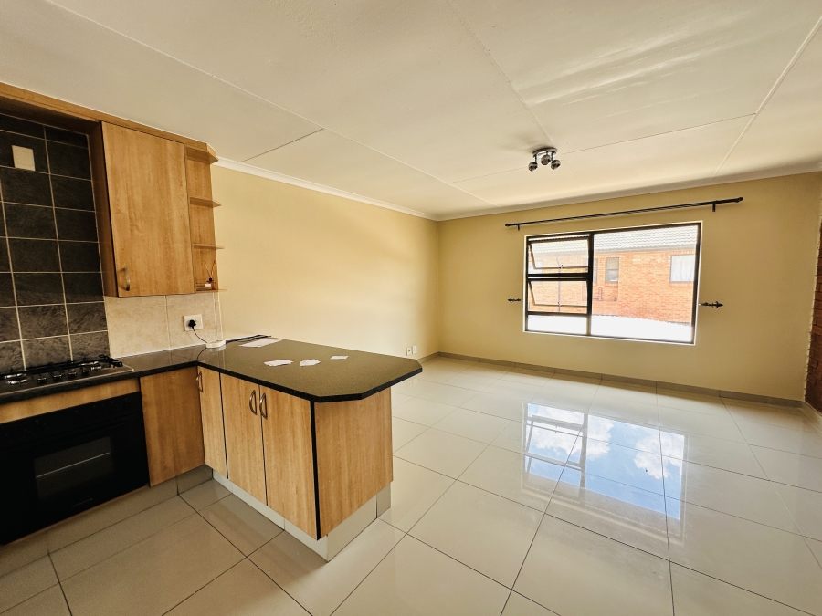 2 Bedroom Property for Sale in Florentia Gauteng