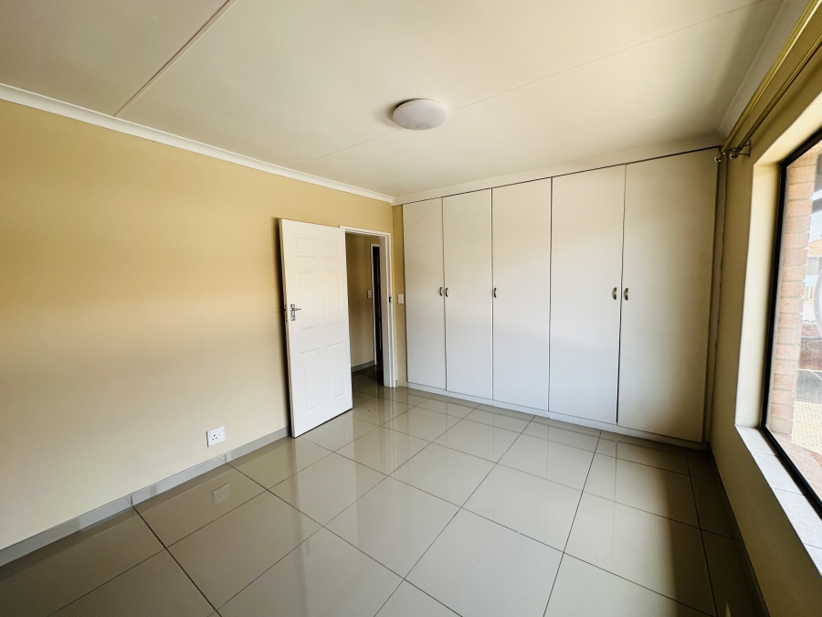 2 Bedroom Property for Sale in Florentia Gauteng