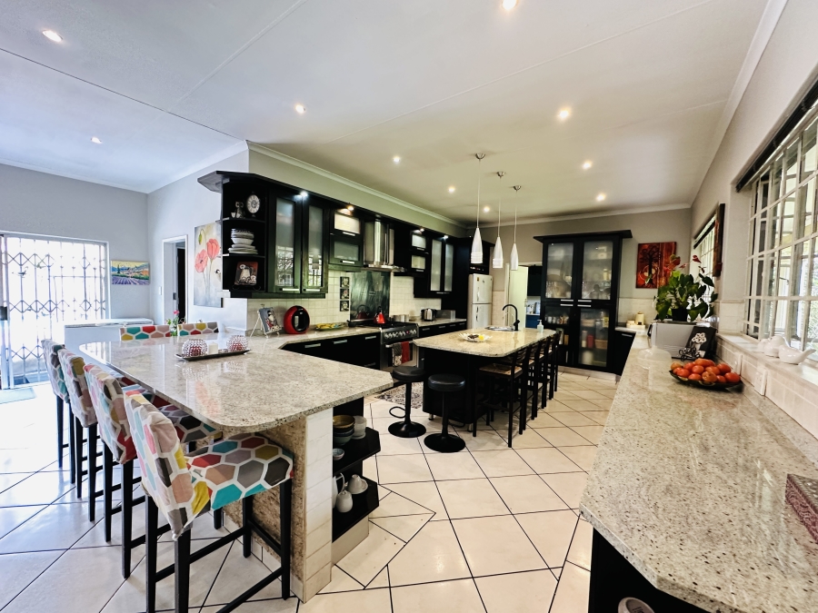 5 Bedroom Property for Sale in Lambton Gauteng