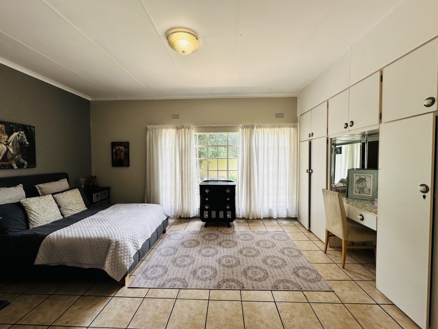 5 Bedroom Property for Sale in Lambton Gauteng