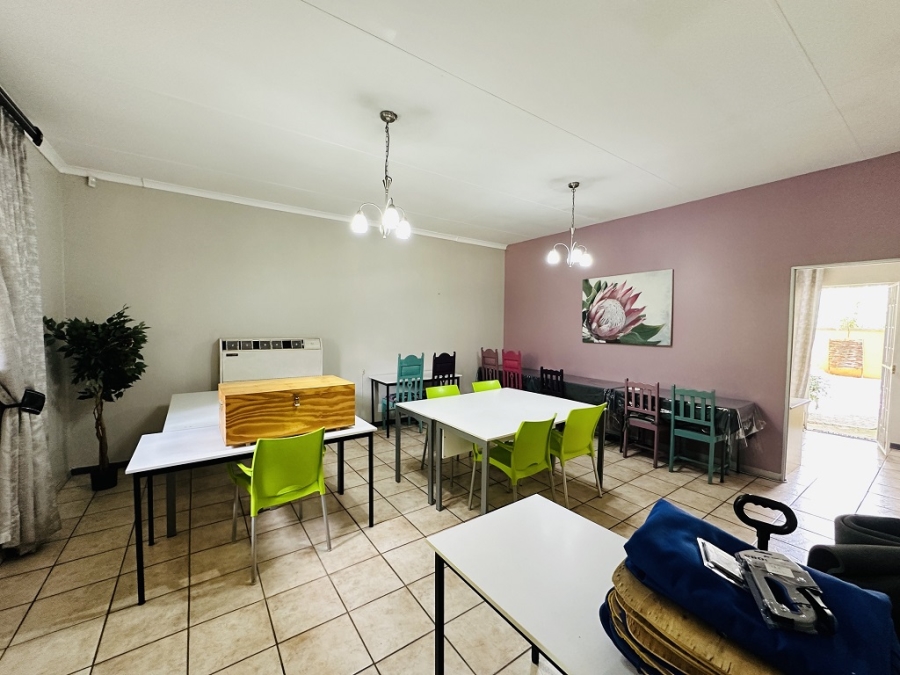 5 Bedroom Property for Sale in Lambton Gauteng