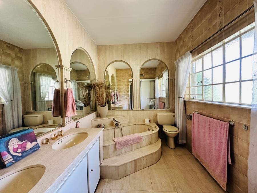 5 Bedroom Property for Sale in Lambton Gauteng