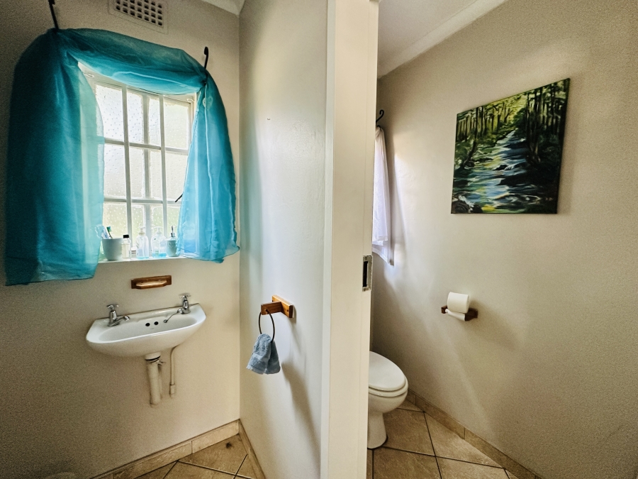 5 Bedroom Property for Sale in Lambton Gauteng