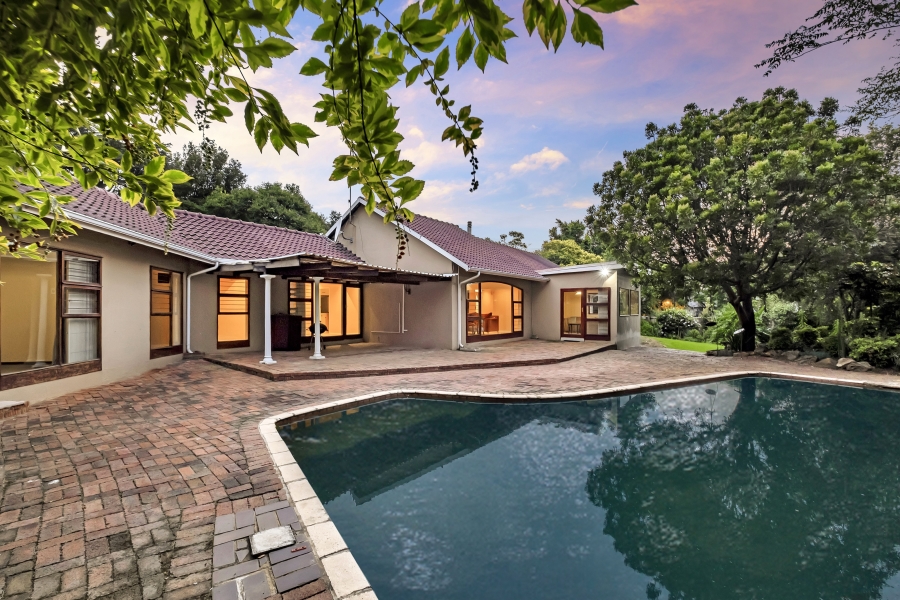 4 Bedroom Property for Sale in Morningside Manor Gauteng