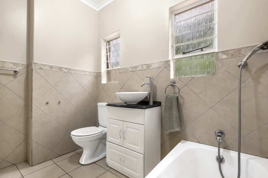 4 Bedroom Property for Sale in Morningside Manor Gauteng