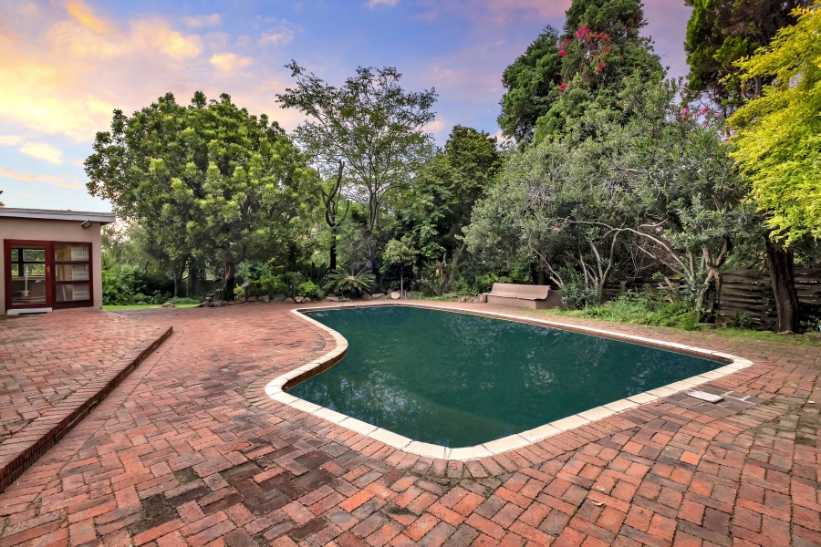 4 Bedroom Property for Sale in Morningside Manor Gauteng