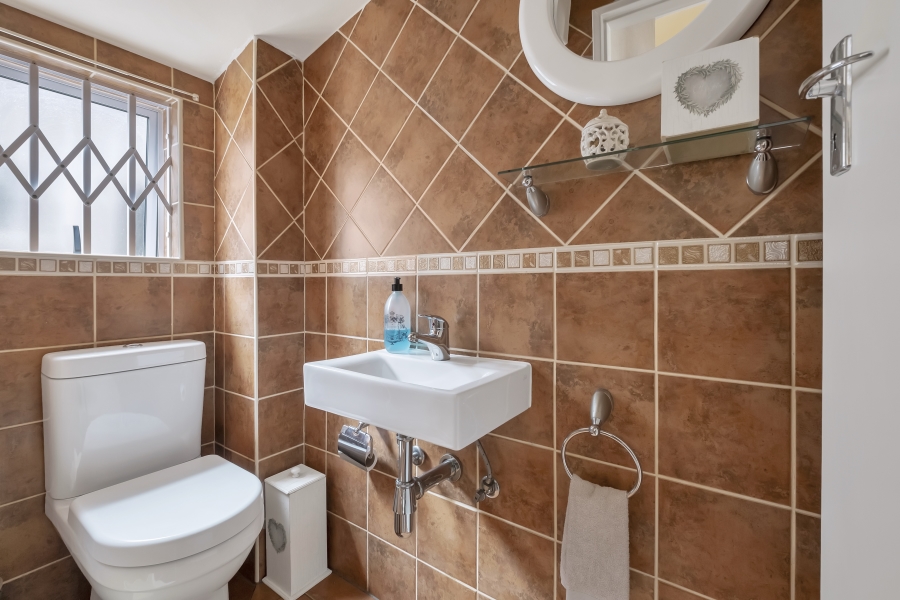 3 Bedroom Property for Sale in River Club Gauteng