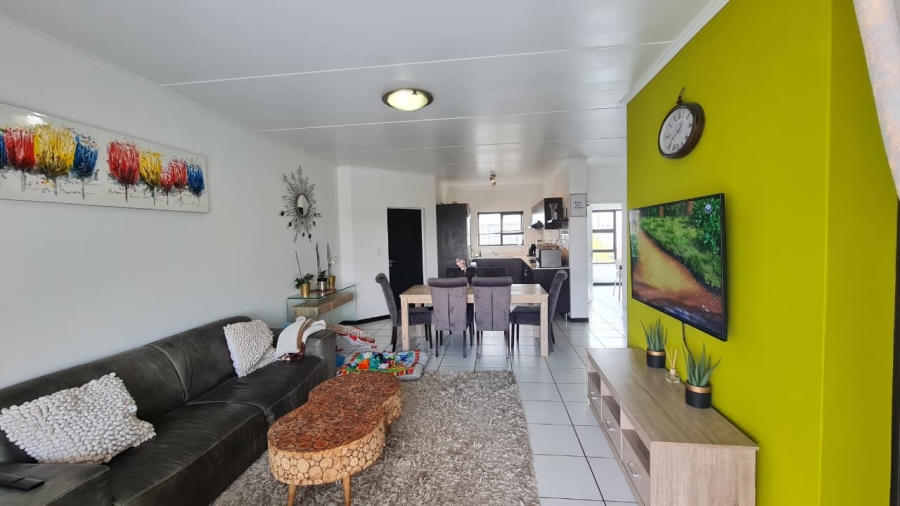 To Let 3 Bedroom Property for Rent in Greenstone Hill Gauteng