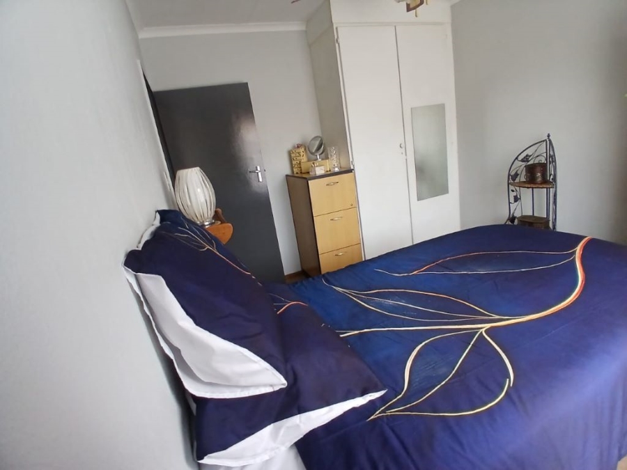 2 Bedroom Property for Sale in Elspark Gauteng