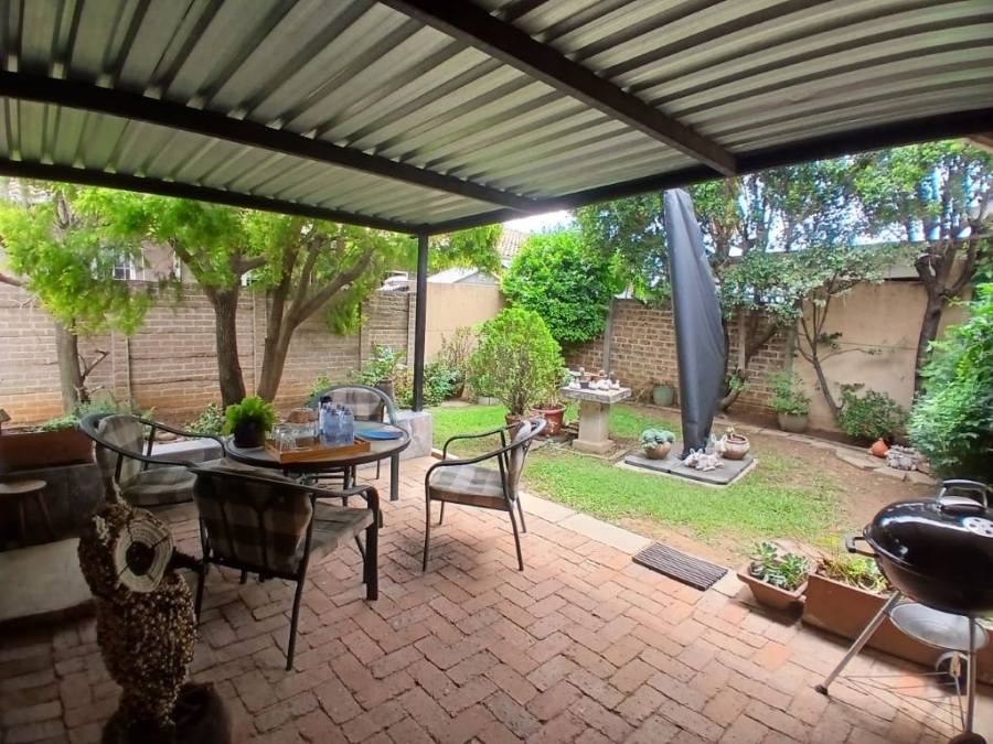 2 Bedroom Property for Sale in Elspark Gauteng