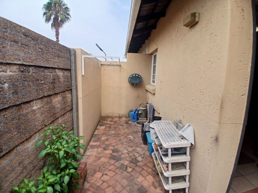2 Bedroom Property for Sale in Elspark Gauteng