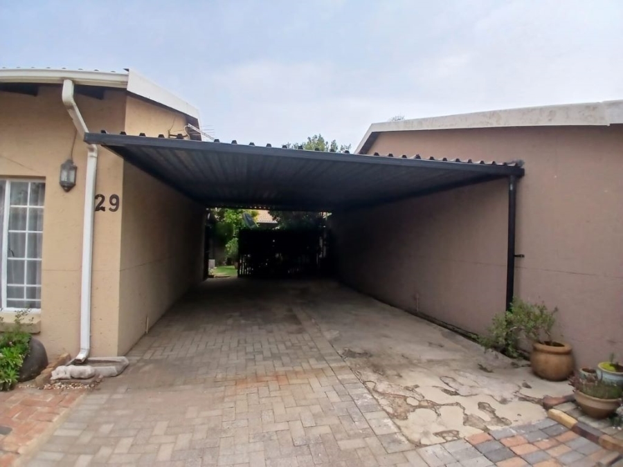 2 Bedroom Property for Sale in Elspark Gauteng