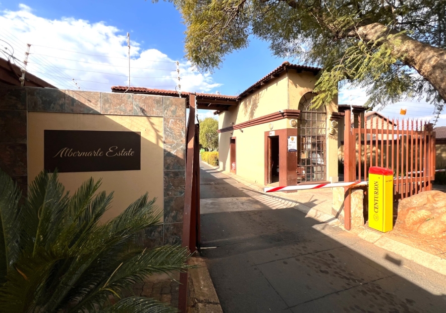 3 Bedroom Property for Sale in Albemarle Gauteng
