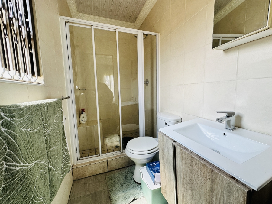 3 Bedroom Property for Sale in Albemarle Gauteng